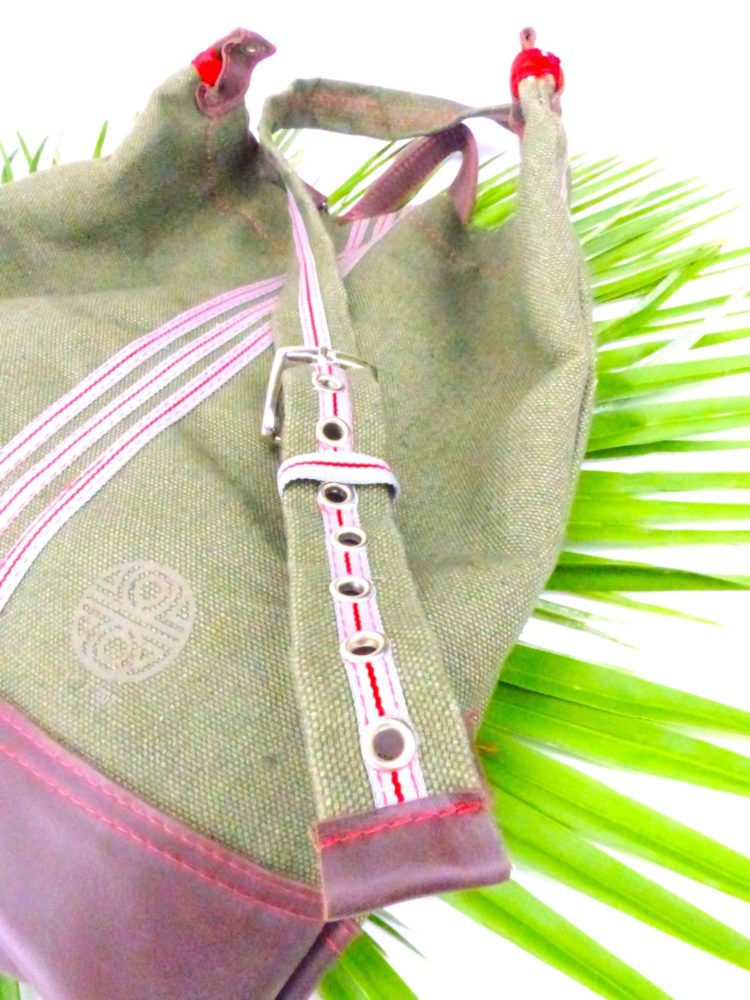 SAC A DOS TOILE DE LIN ET CUIR .JPG2