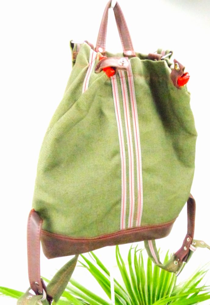 SAC A DOS TOILE DE LIN ET CUIR .JPG5JPG